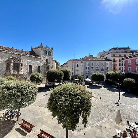 Atuaire Home Plaza De Libertad Junto A El Cid Campeador Burgos Exterior photo